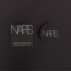 NARS Light Reflecting Translucent Loose Setting Powder – Crystal – Full Size
